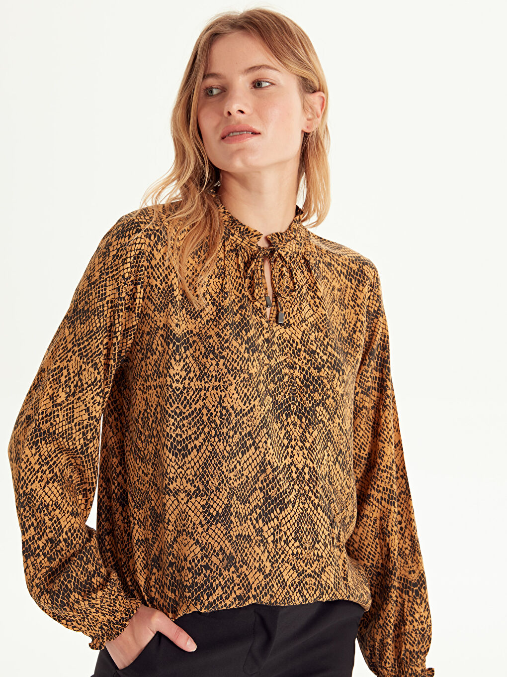 Sarı Baskılı Bluz-1