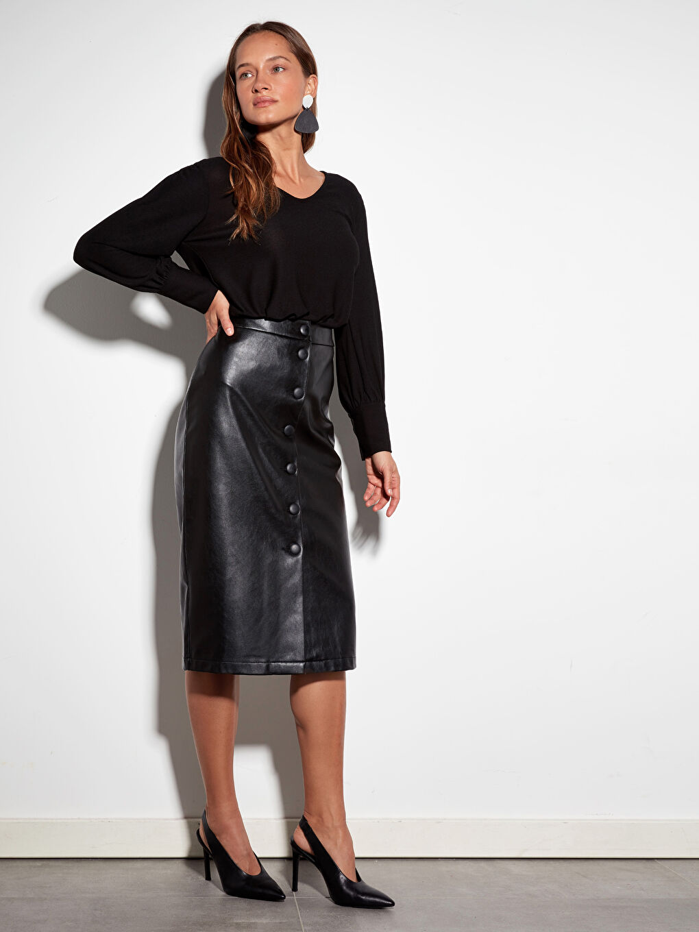 Elegantna kožna suknja olovka za žene-1