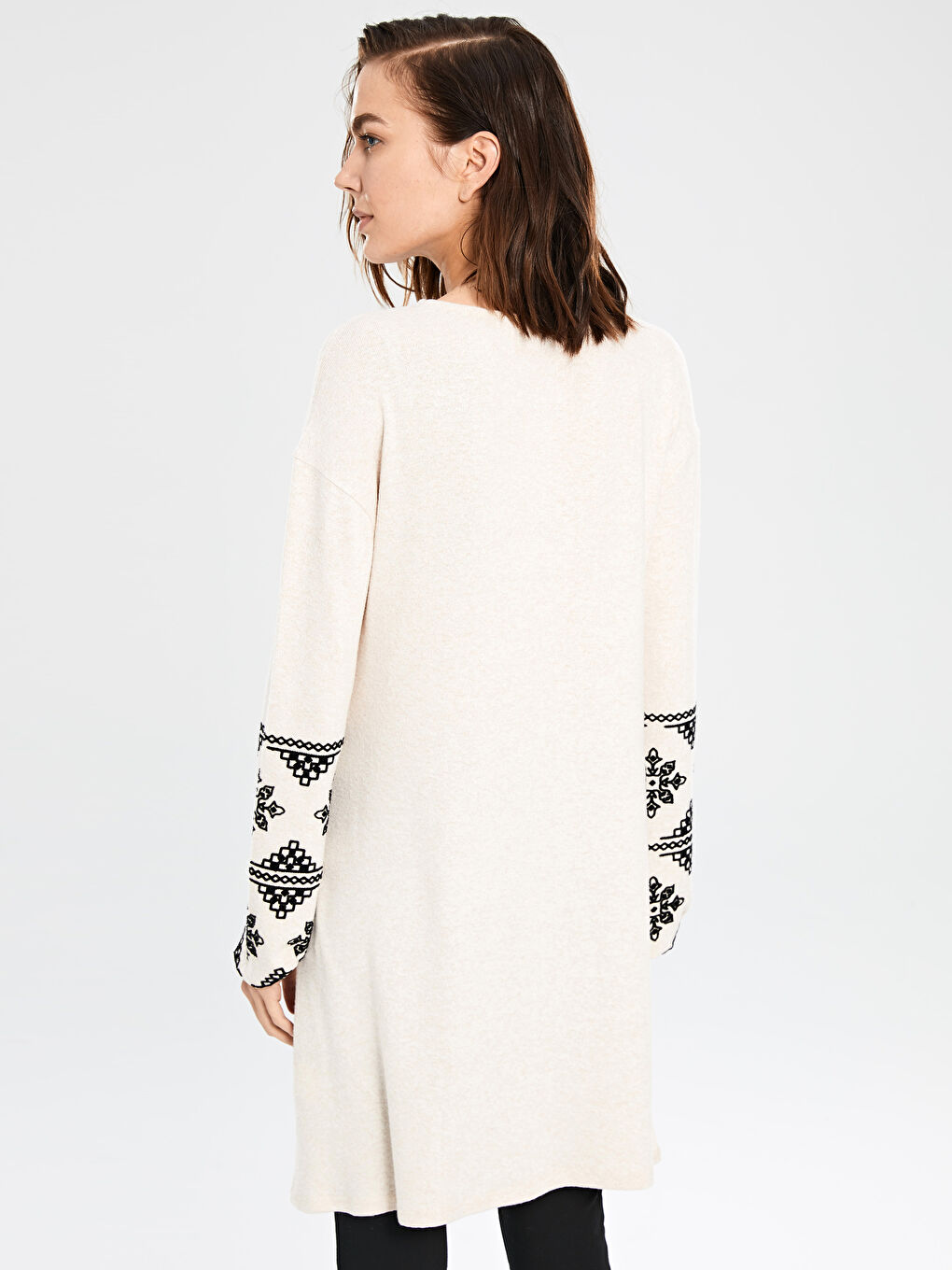 Bej Bisiklet Yaka Baskılı Uzun Kollu Kadın Tunik-4