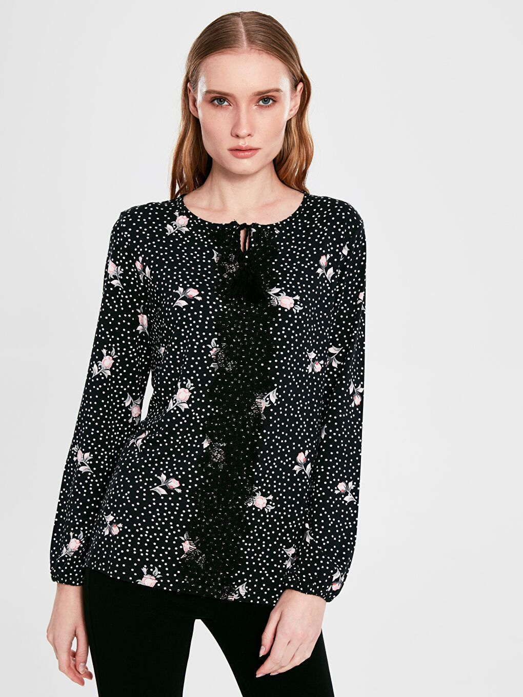 Siyah Uzun Kollu Kadın Tişört