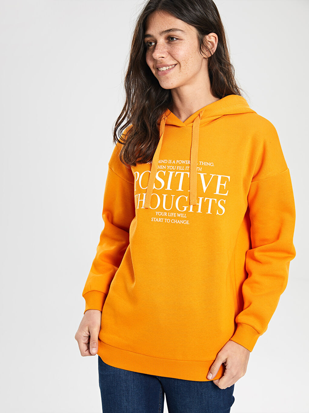 Turuncu Kapüşonlu Sweatshirt Kumaşı Kadın Sweatshirt