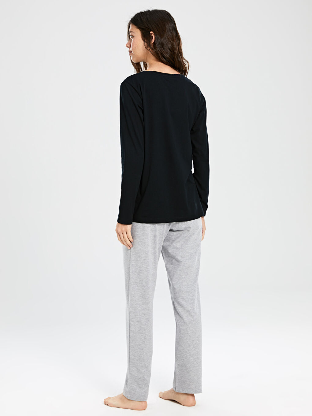 Gri Beşiktaş Amblemli Pamuklu Kadın Taraftar Pijama Takımı-2