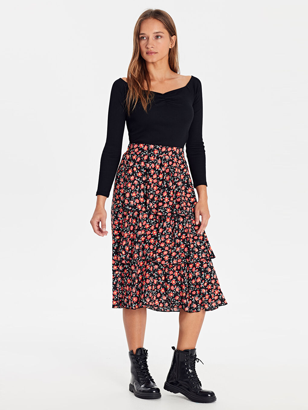 Kırmızı Desenli Fırfırlı Kadın Viskon Etek-1