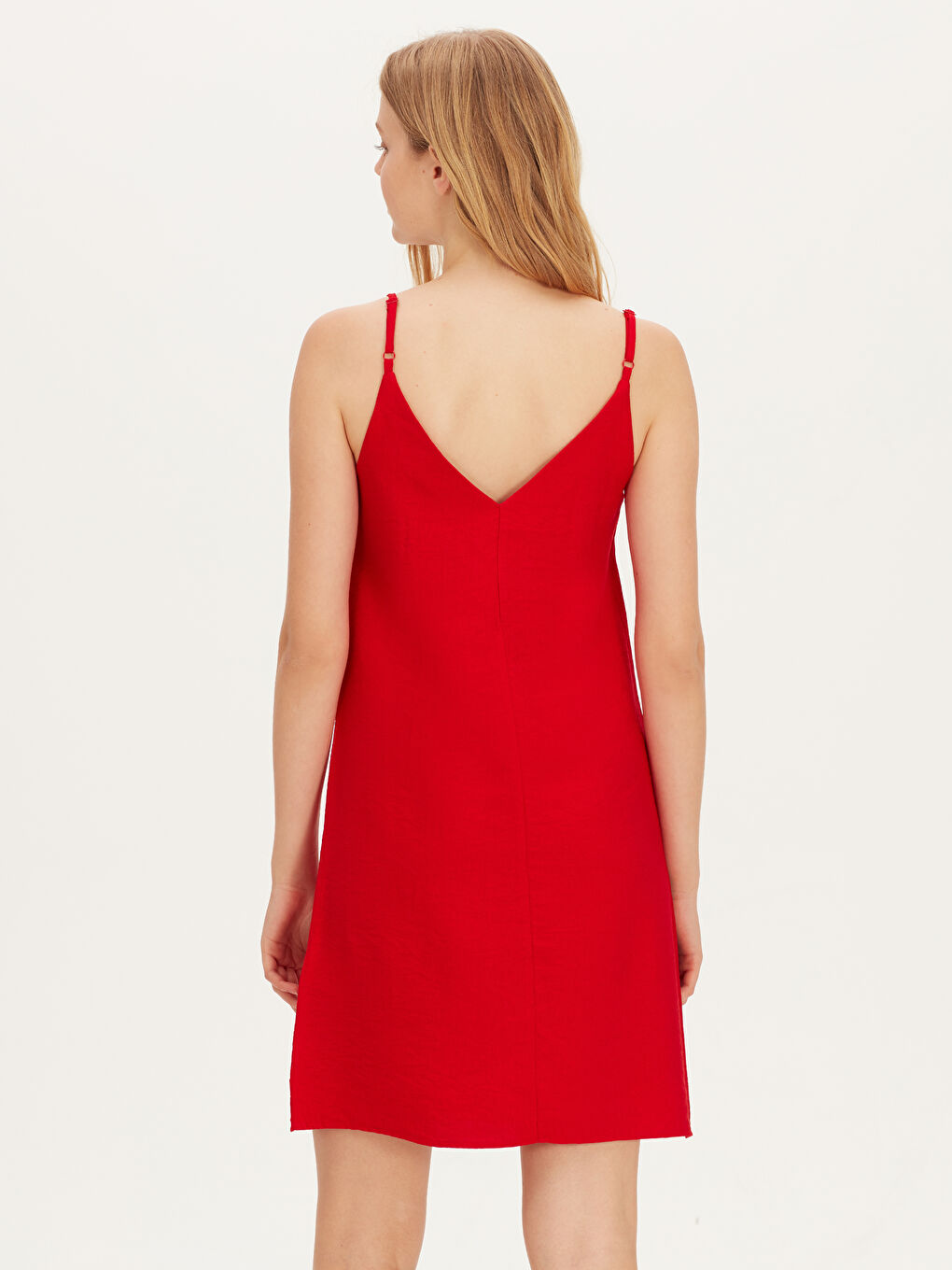 K.Kırmızı Elbise-2