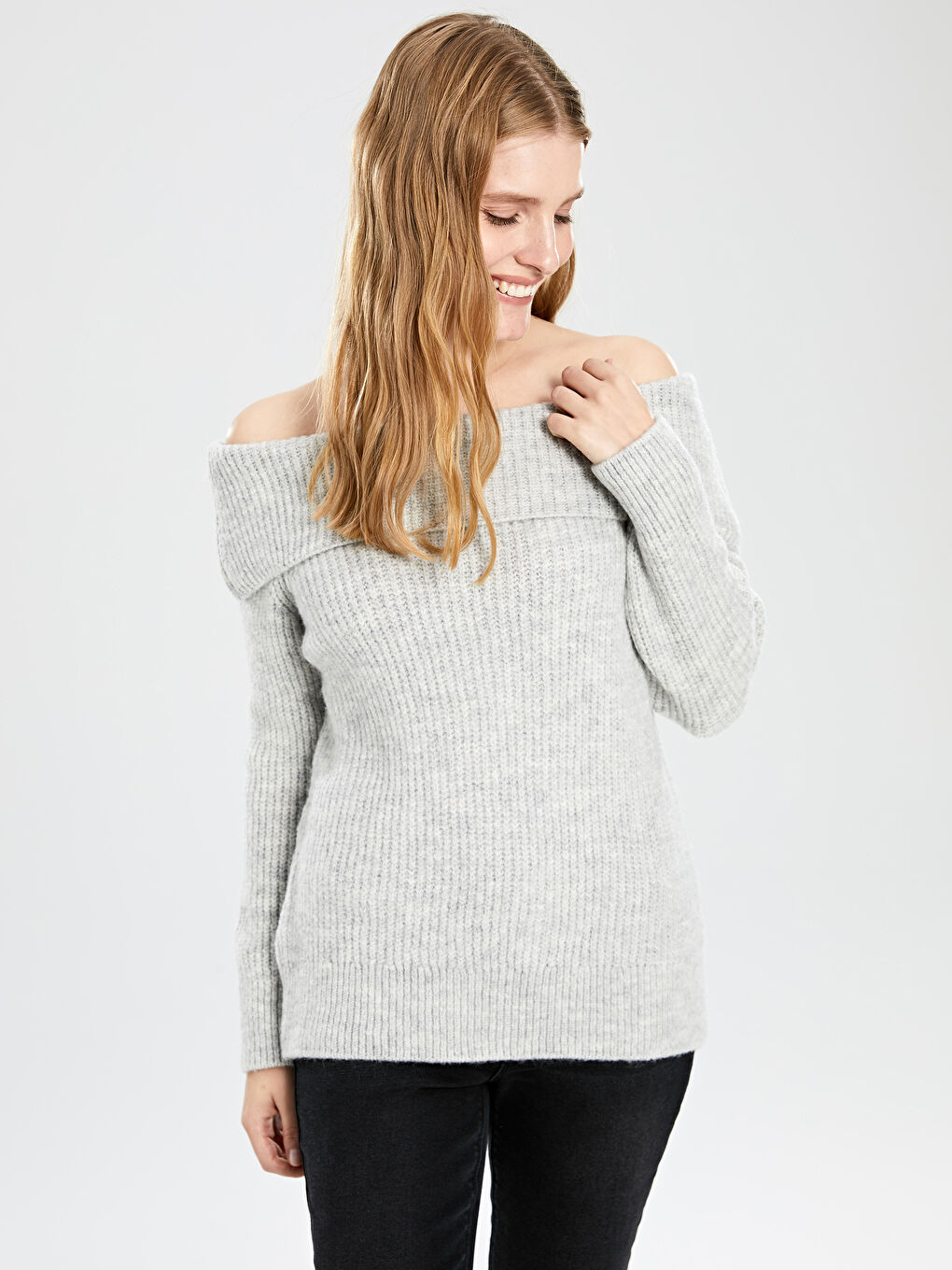 Boat Collar Long Sleeve Women's Sweater-1