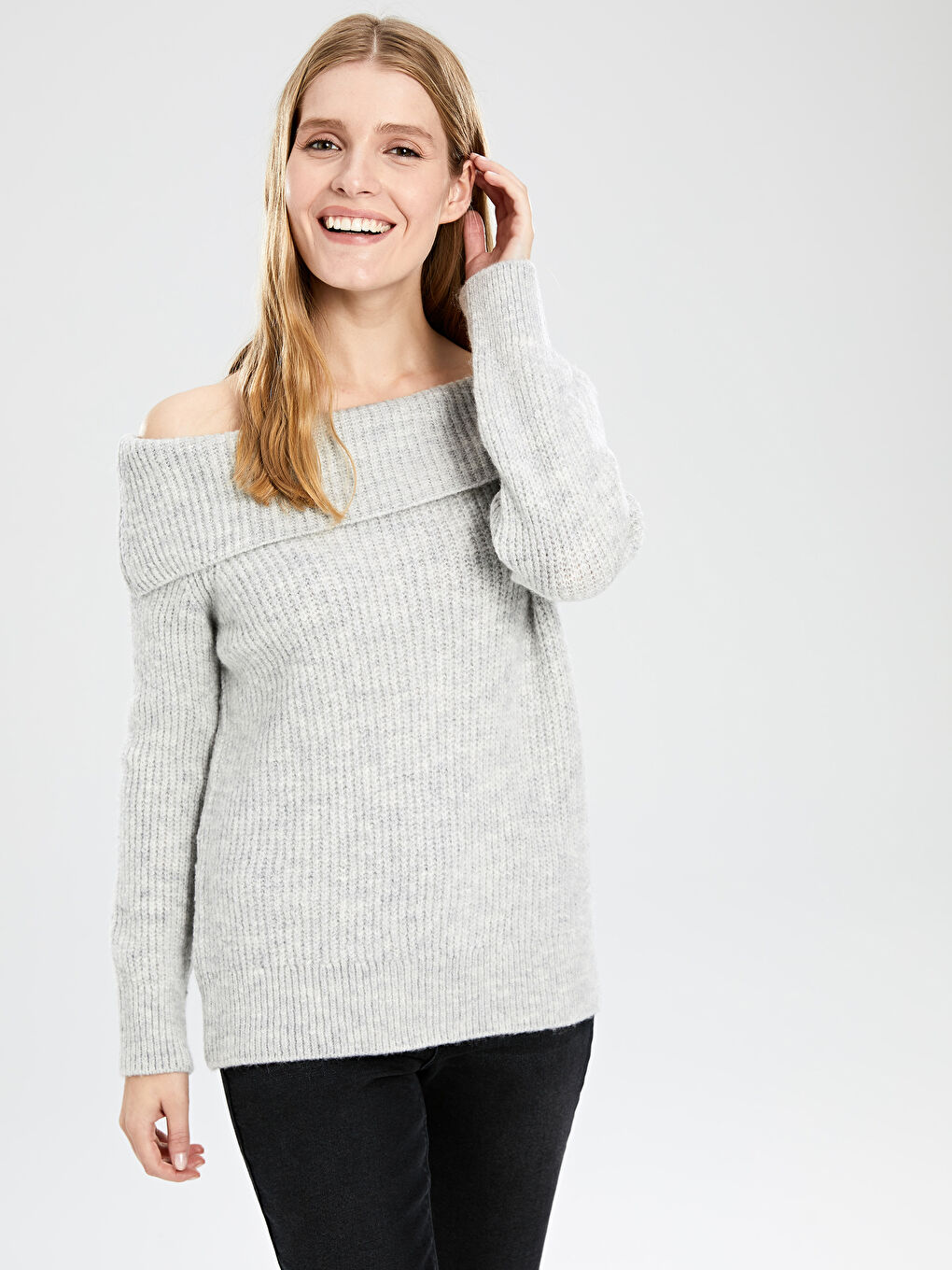 Boat Collar Long Sleeve Women's Sweater-2