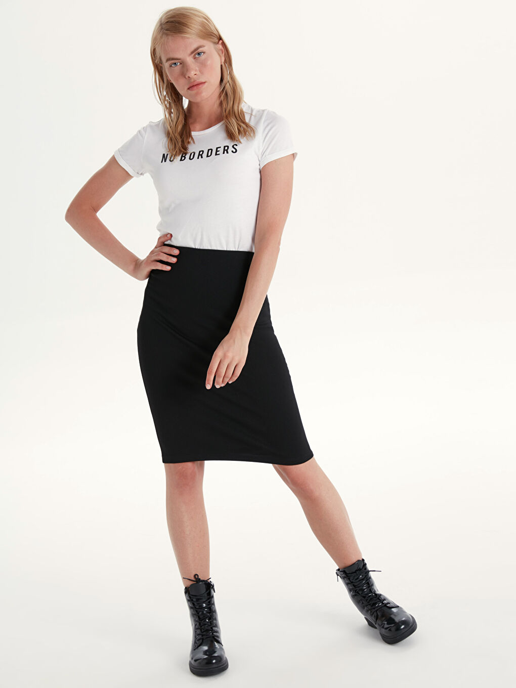 Siyah Düz Esnek Kadın Kalem Etek