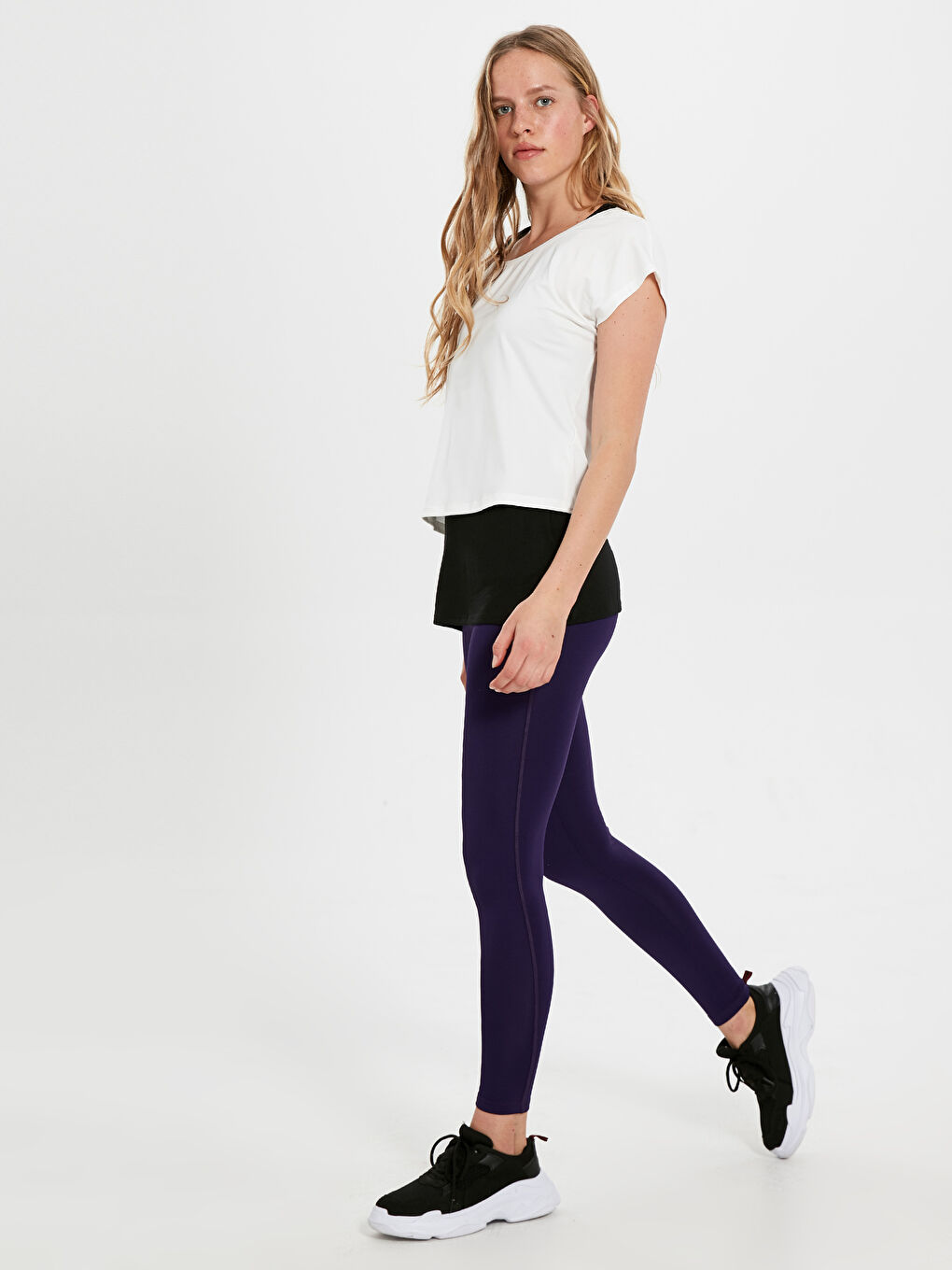 Woman PURPLE Sports Leggings-1