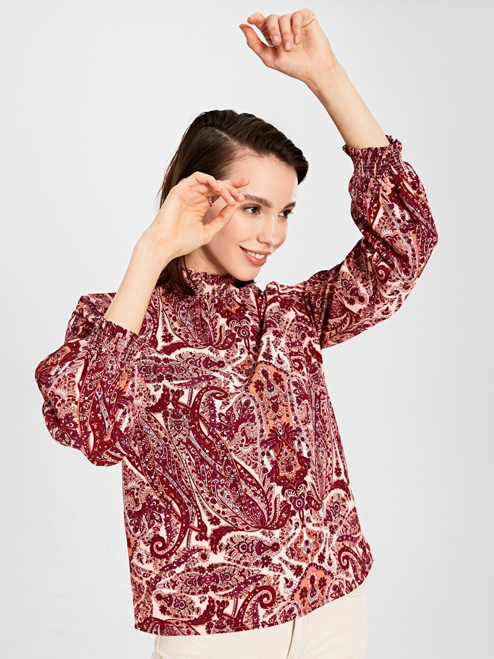 بلوزة نسائية طويلة الأكمام بياقة بنمط-2