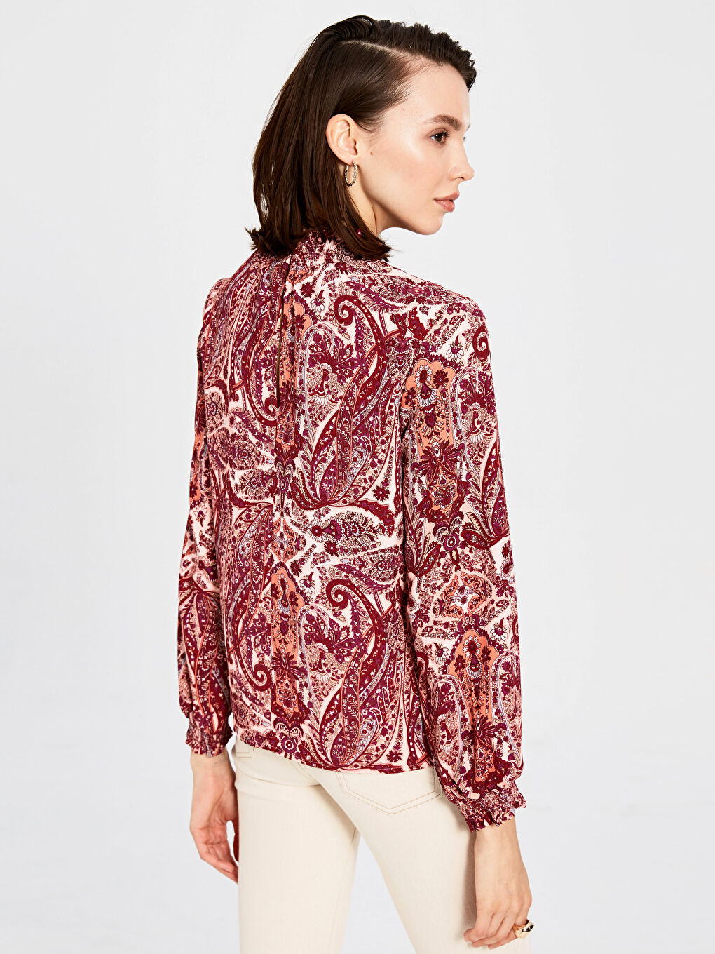 بلوزة نسائية طويلة الأكمام بياقة بنمط-3