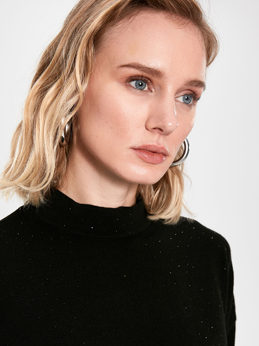 Siyah Işıltı Detaylı Uzun Kollu Kadın Mini Elbise-2