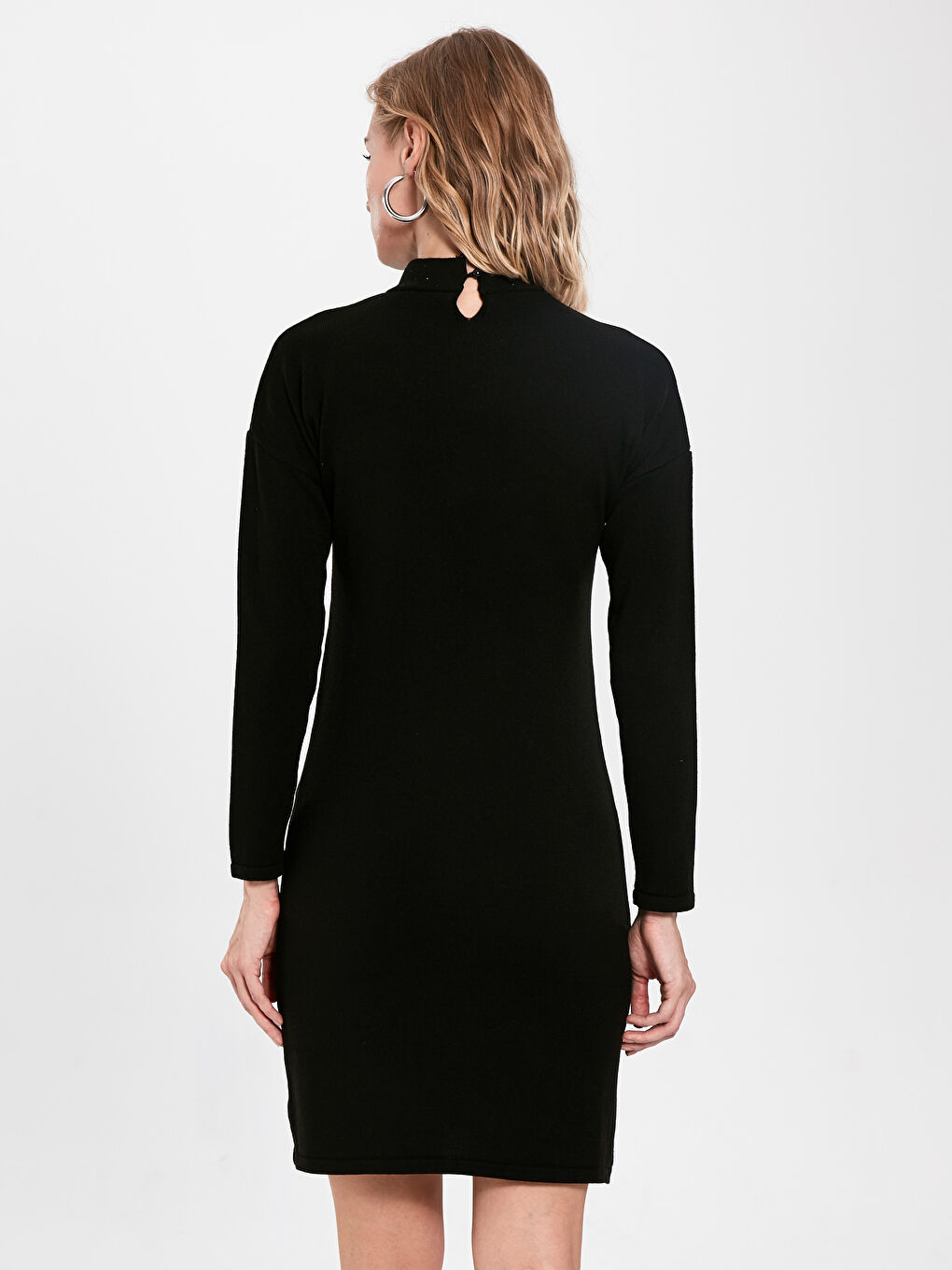 Siyah Işıltı Detaylı Uzun Kollu Kadın Mini Elbise-3