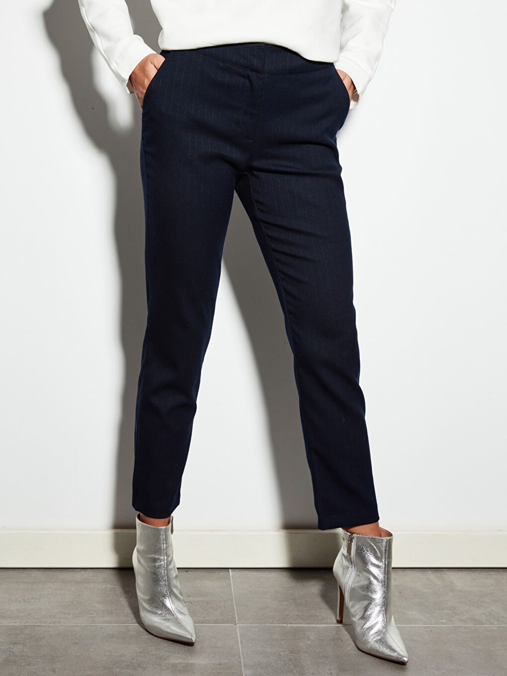 Lacivert Çizgili Pantolon-1