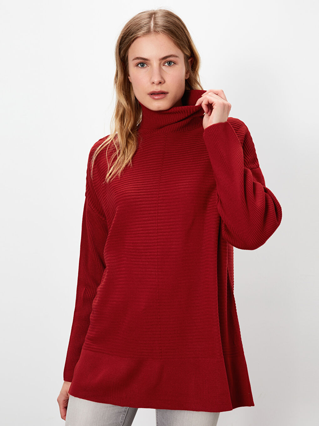 Woman RED Sweater-1