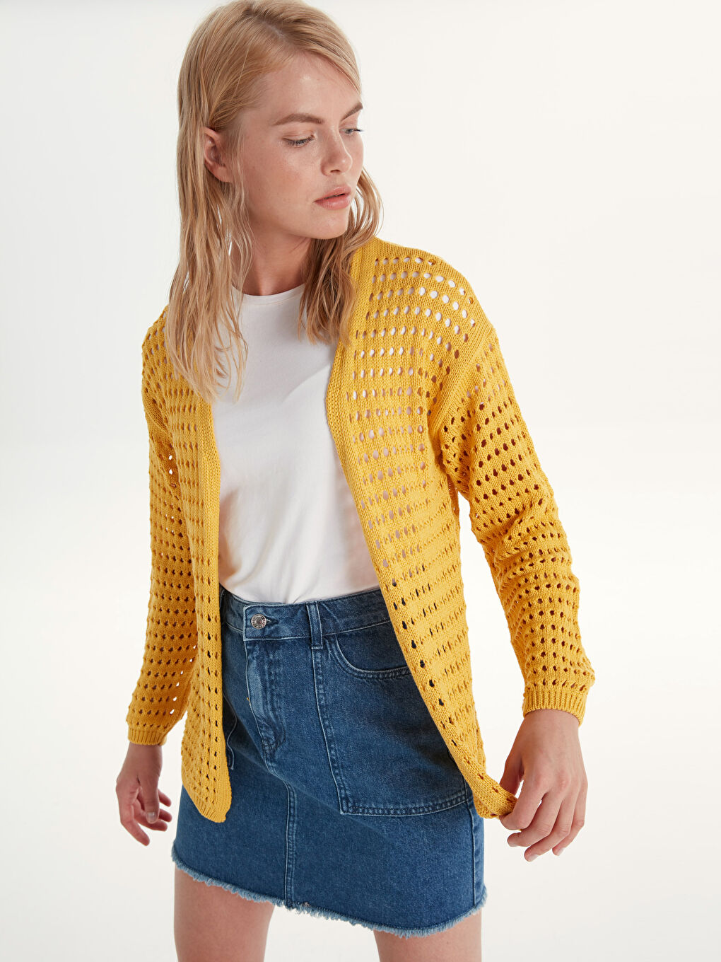 Sarı Kendinden Desenli Uzun Kollu Kadın Triko Hırka-2