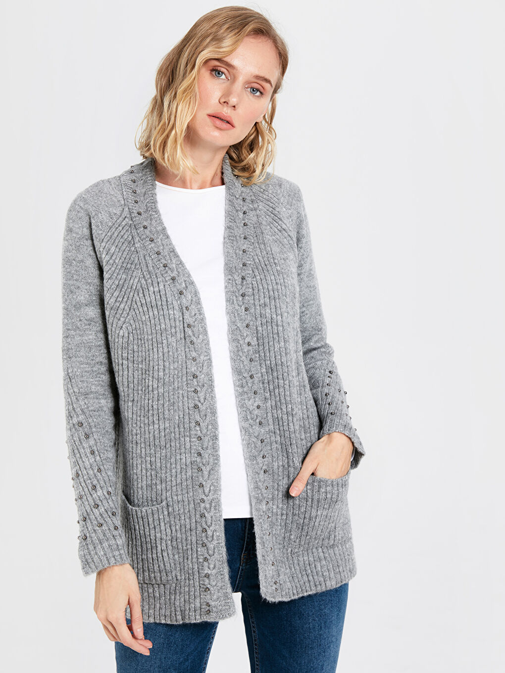 Gri Boncuk İşlemeli Uzun Kollu Kadın Triko Hırka-2