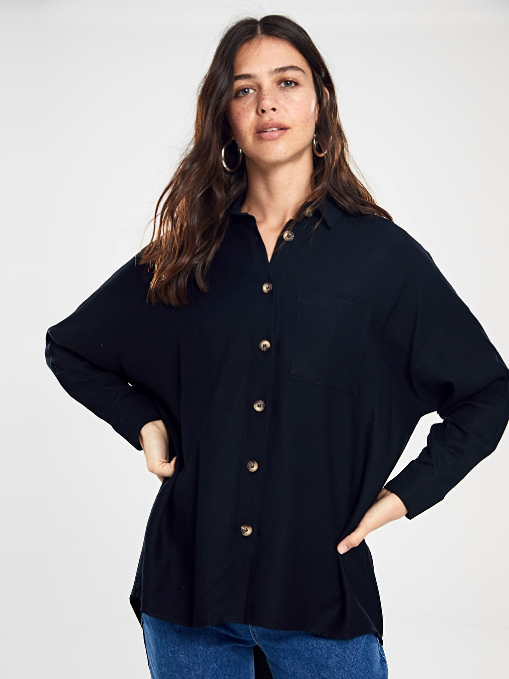 قميص اسود نساء-1