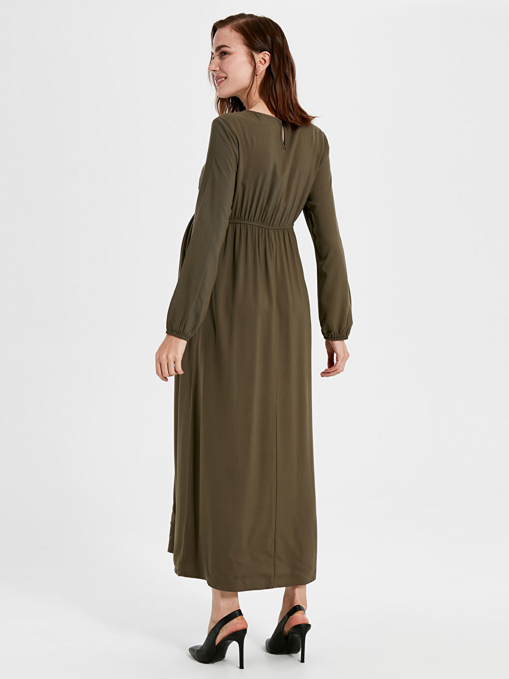 Robe à Manches Longues pour Femmes avec Col Rond-2