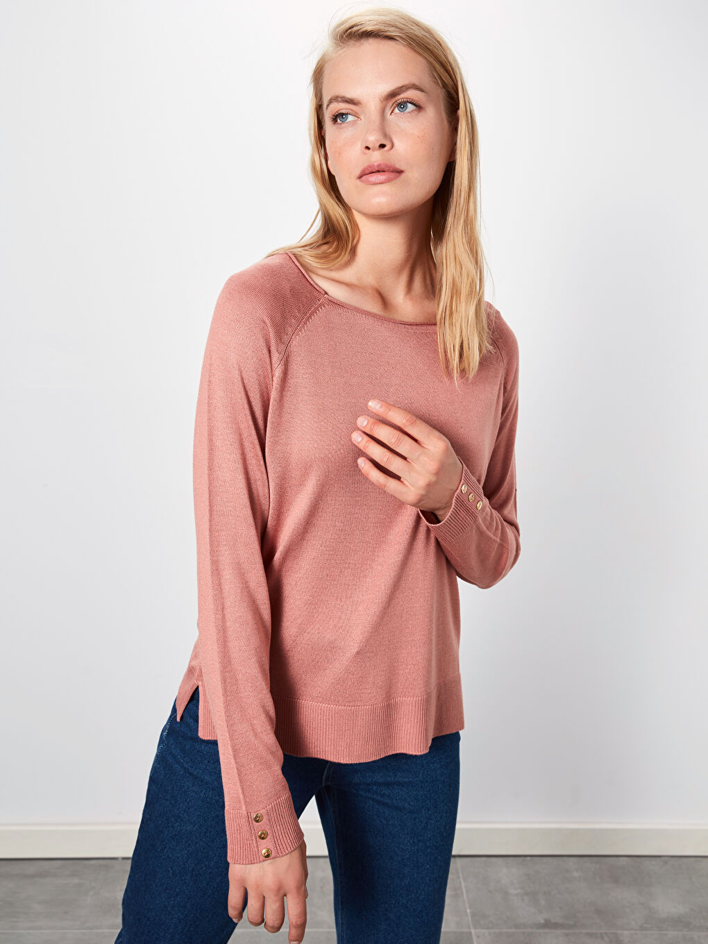 Crew Neck Sleeve End Button Detailed Women's Knitwear Sweater