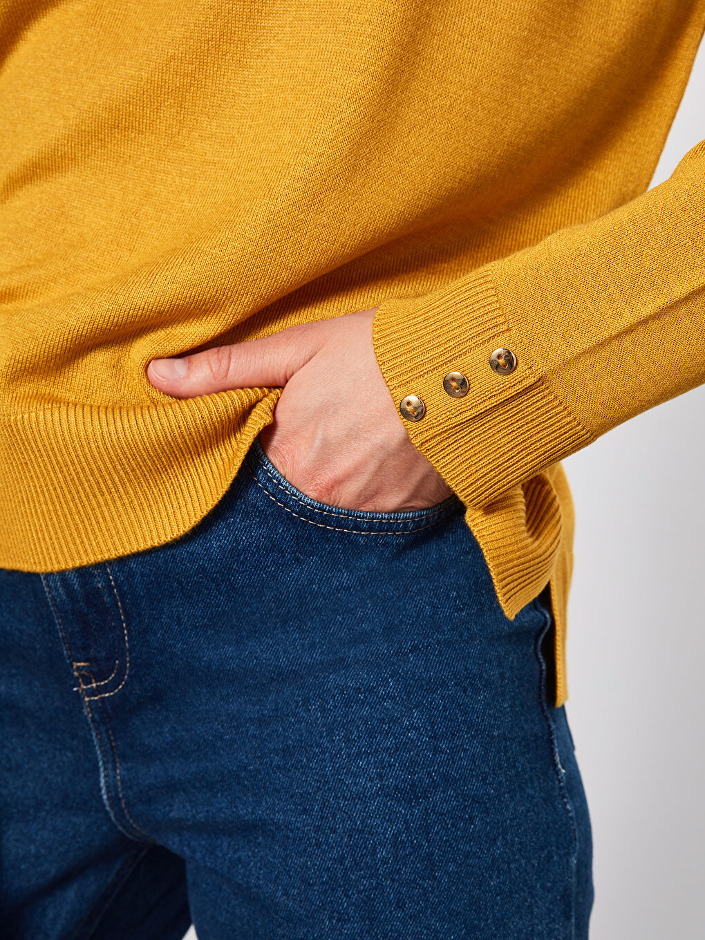 Crew Neck Sleeve End Button Detailed Women's Knitwear Sweater-3