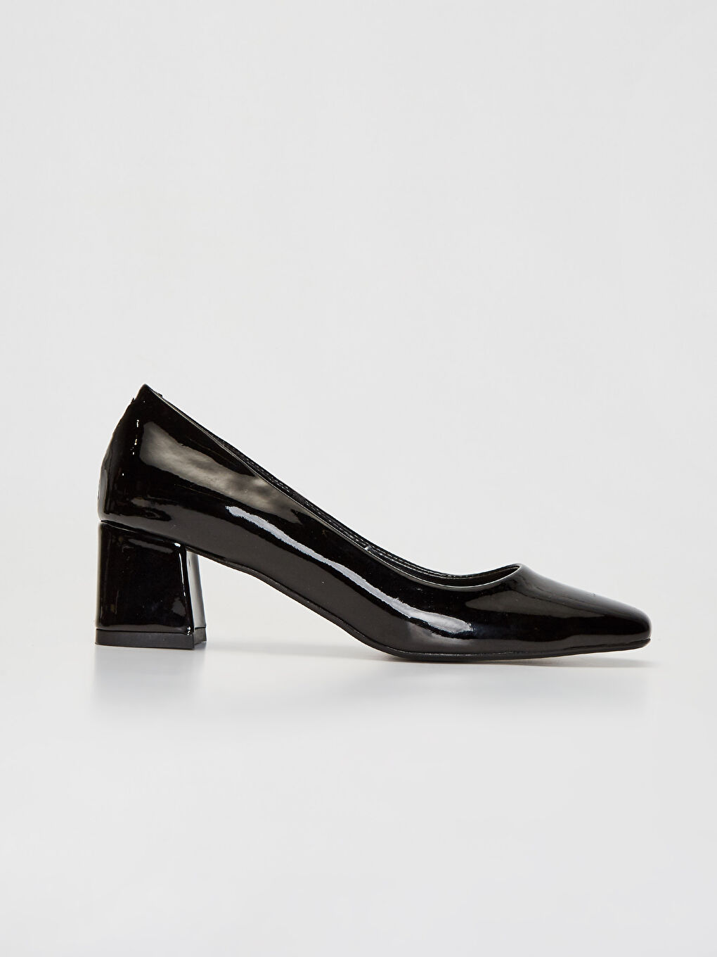 Woman BLACK High Heels