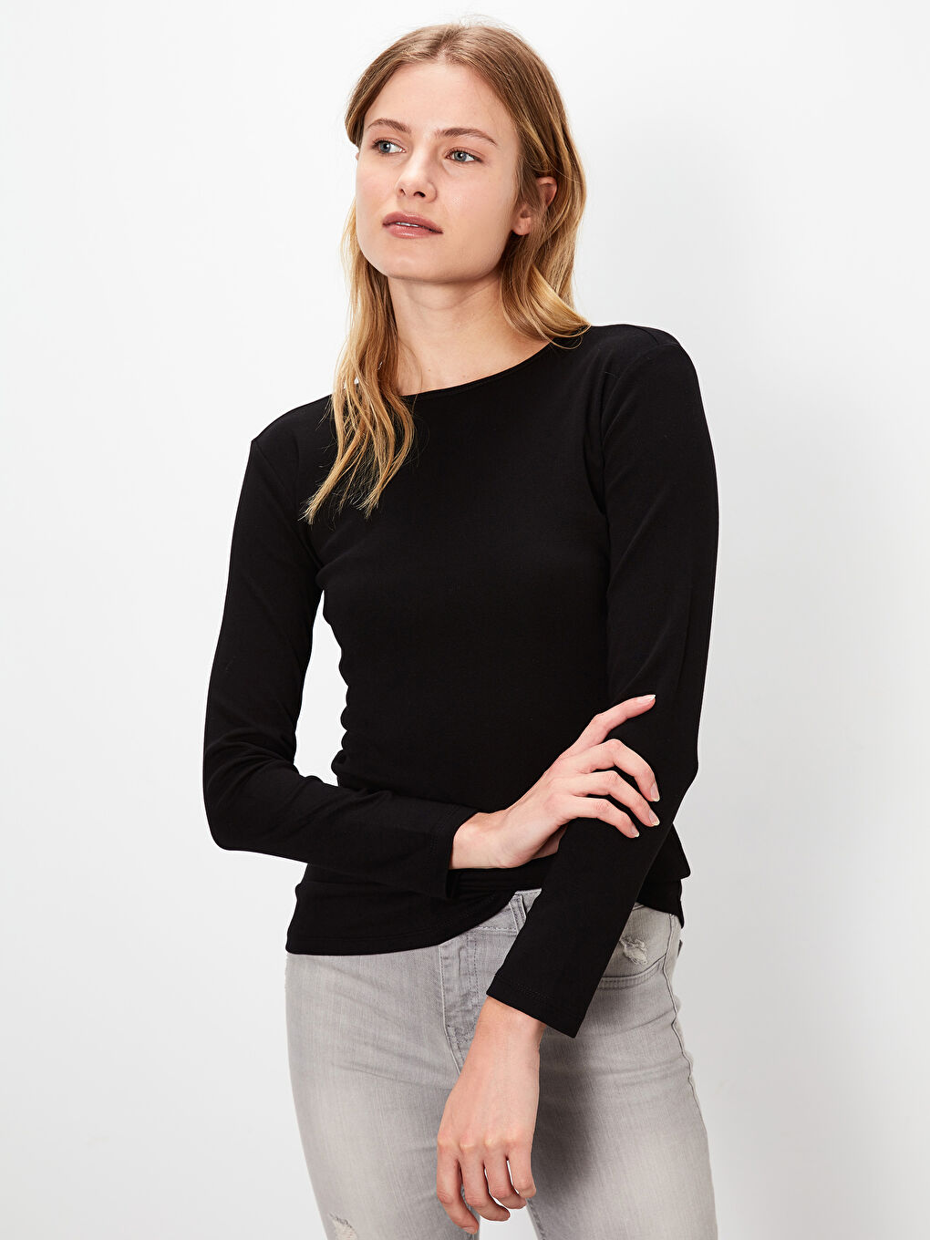 Woman BLACK T-Shirt-1