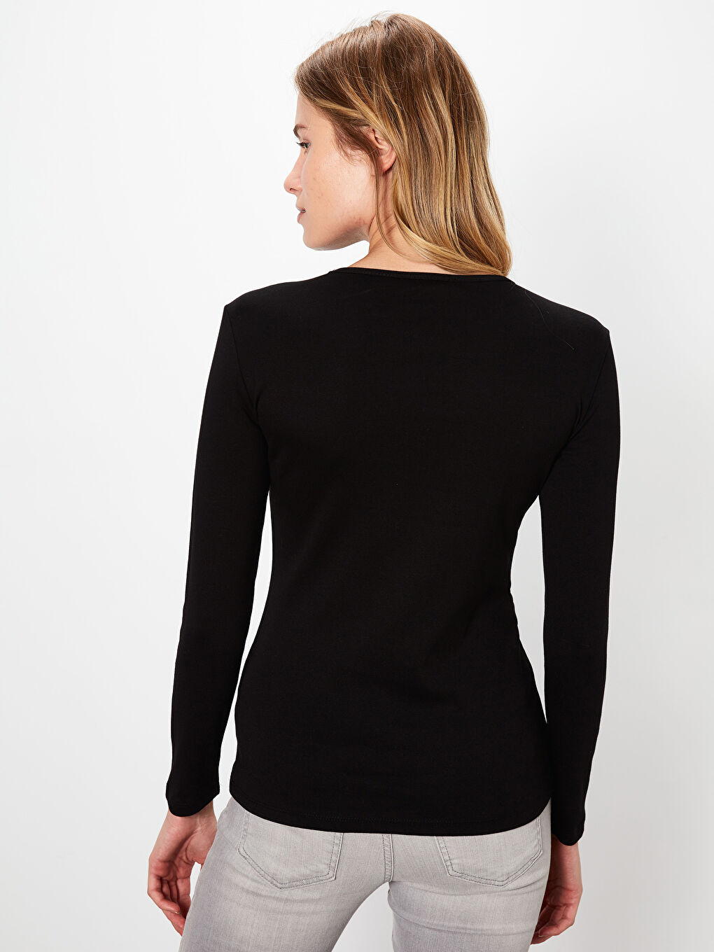 Woman BLACK T-Shirt-2