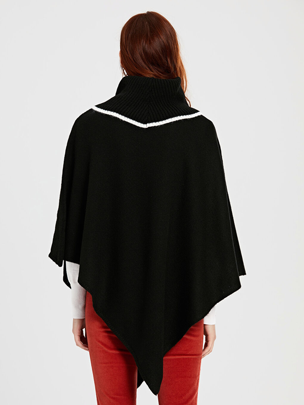 Әйелдер қара Пончо-1