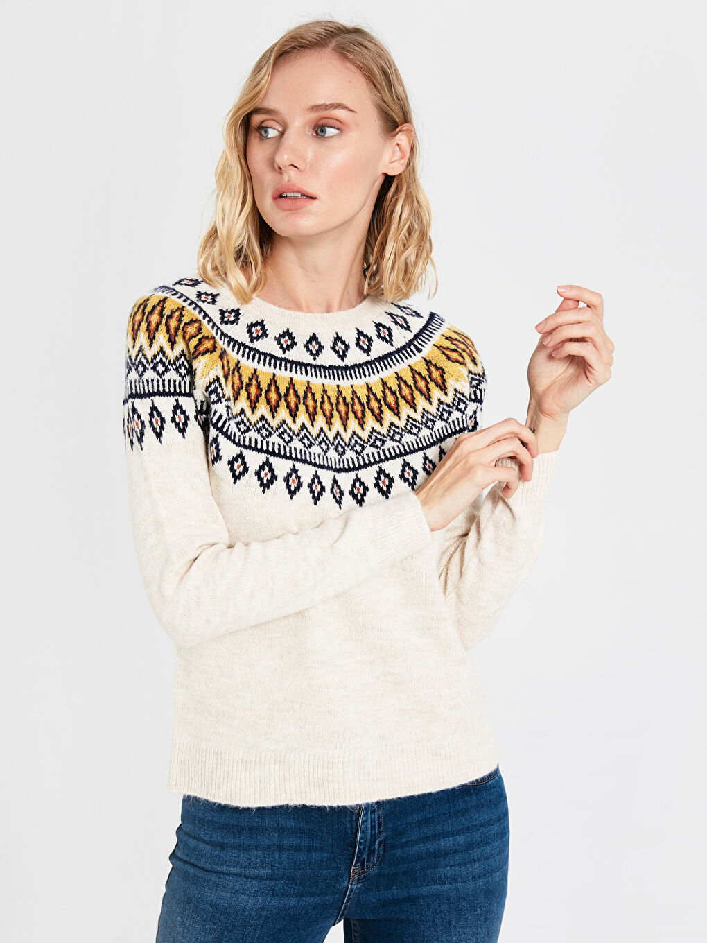 Дөңгелек жағалы әйелдерге арналған жемпір-1