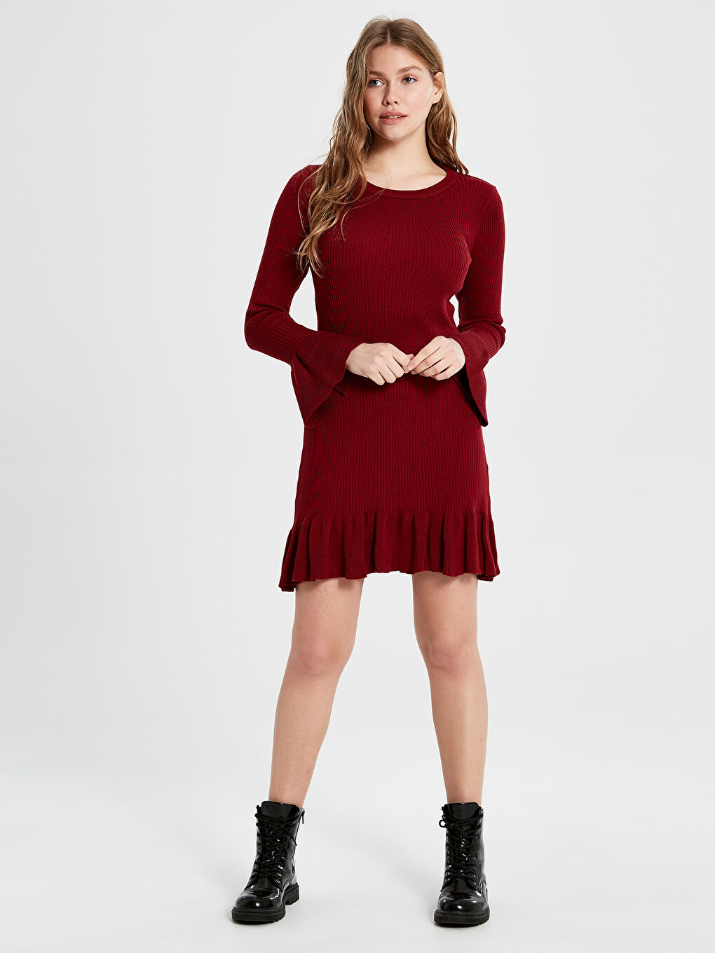 Платье женское с длинным рукавом и с круглым вырезом-1