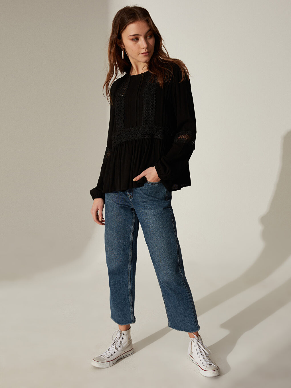 Siyah Bisiklet Yaka Uzun Kollu Kadın Bluz-3