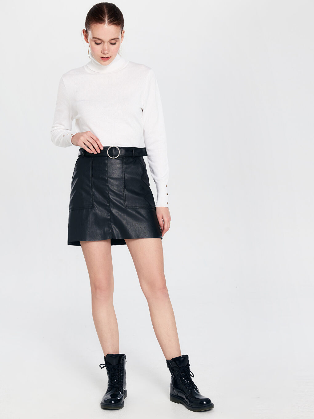 LC Waikiki Women's Pocketed Plain Skirt -9WT265Z8-CVL