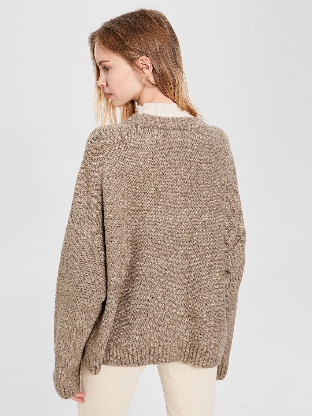 V-neck Long Sleeve Women's Cardigan-2