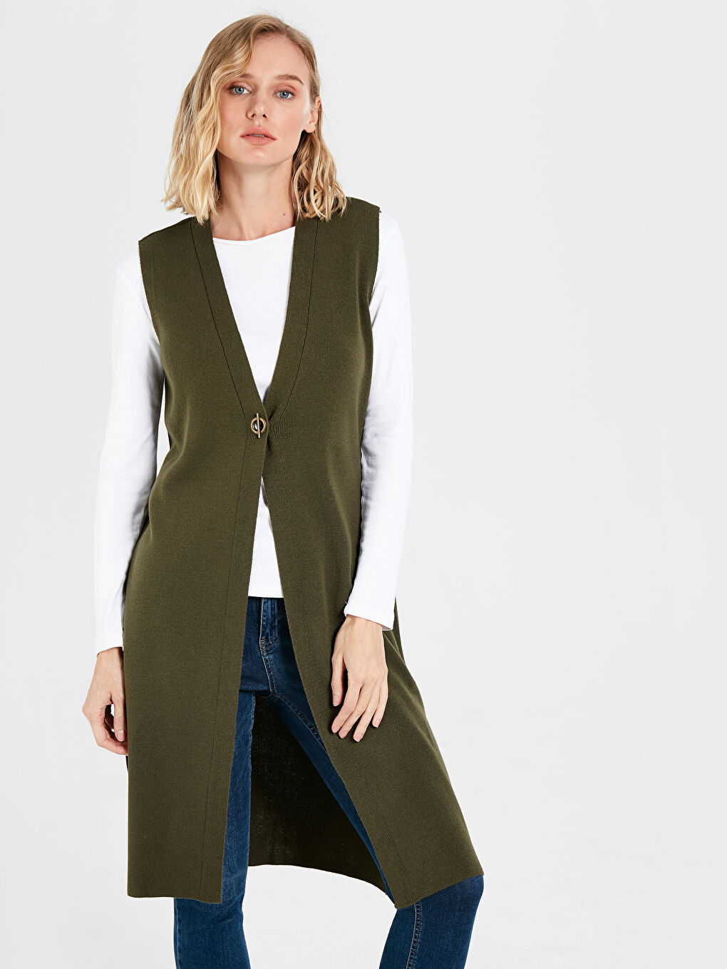 Жена Каки Жилетка