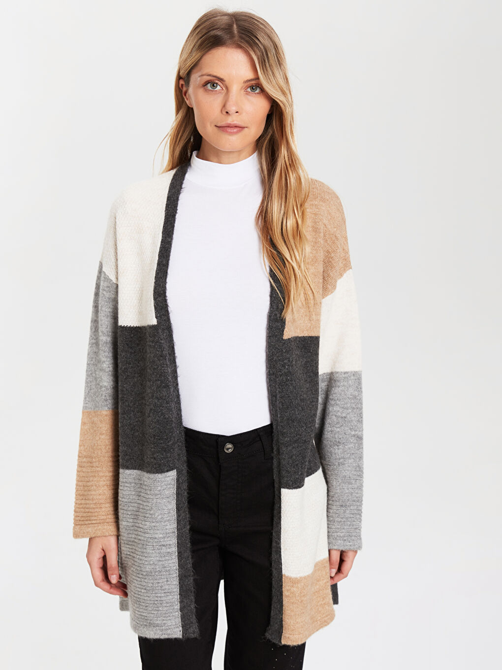 Bej Çok Renkli Uzun Kollu Kadın Triko Hırka