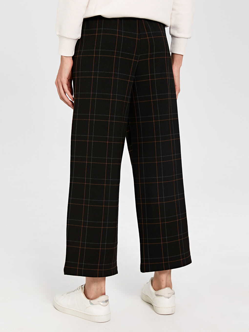 Siyah Ekoseli Pantolon-2