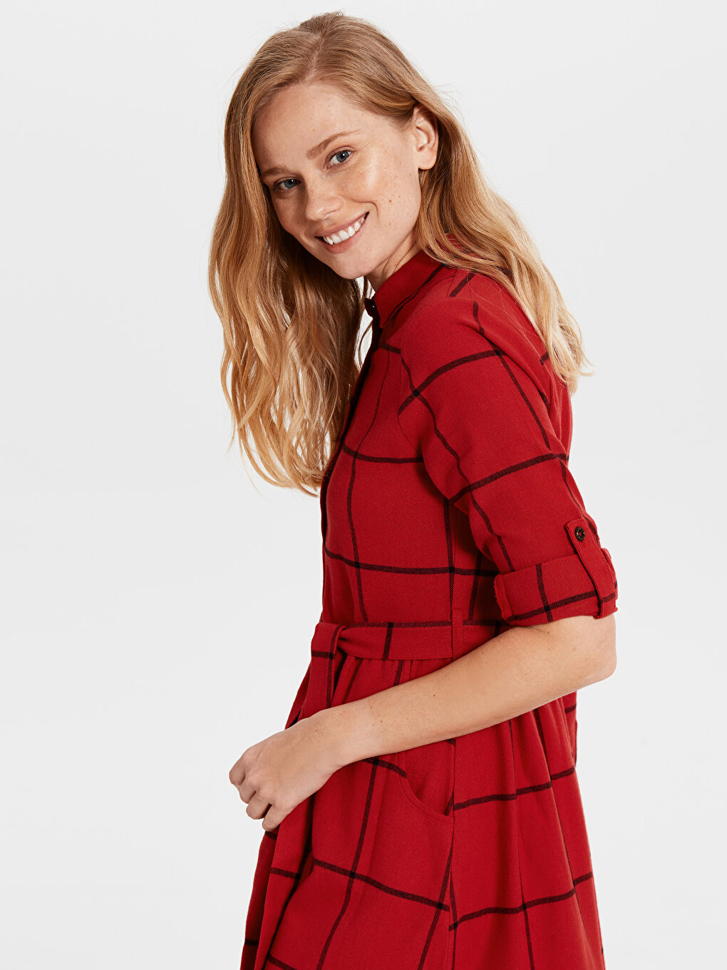 Kırmızı Ekoseli Elbise-2