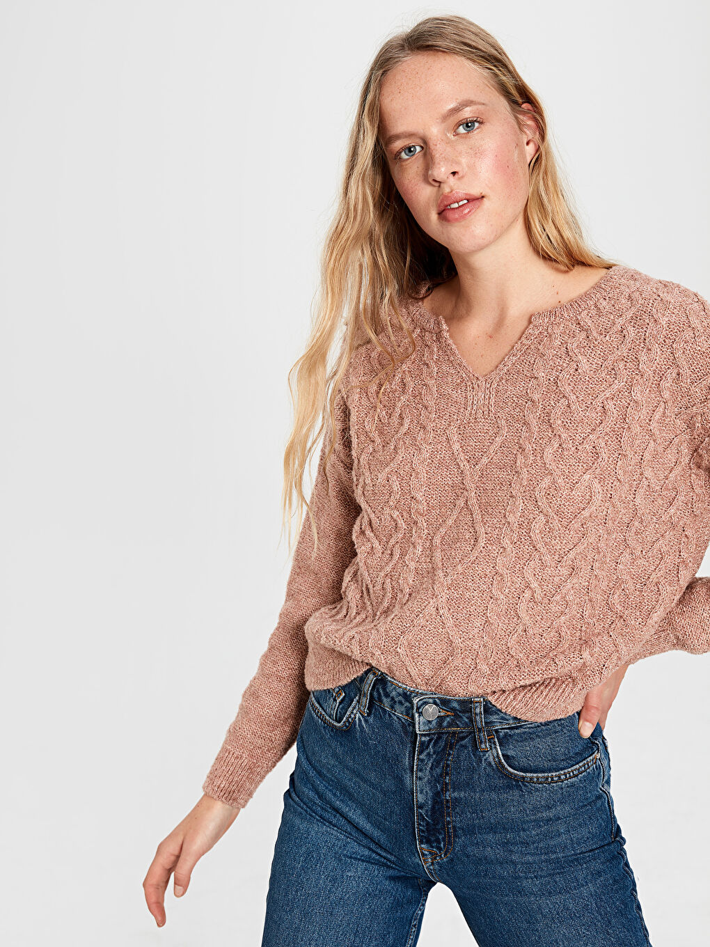 Pembe Kaçık Yaka Kendinden Desenli Uzun Kollu Kadın Kazak-2