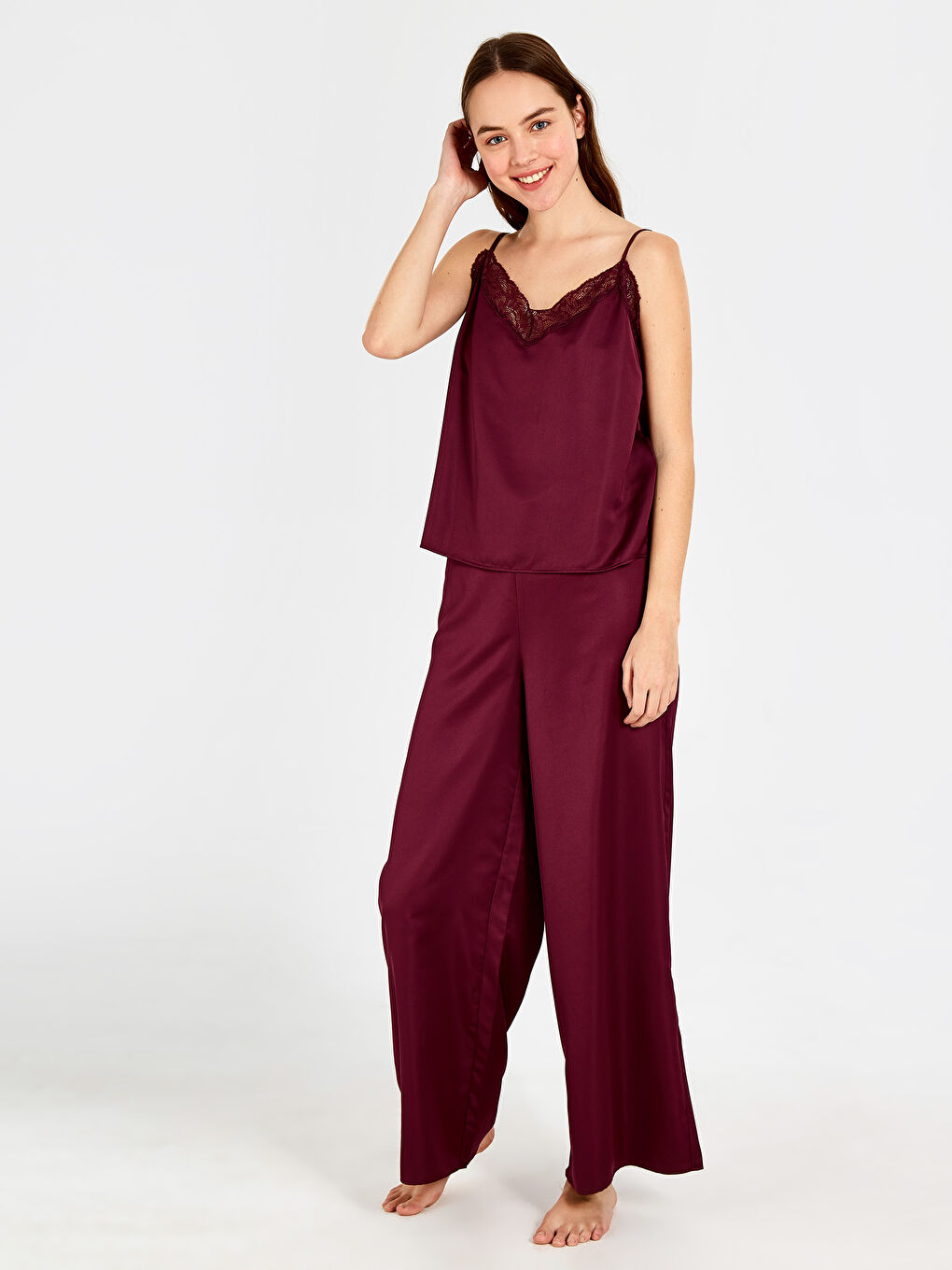 Mürdüm Kadın V Yaka Düz Saten Pijama Takım-1