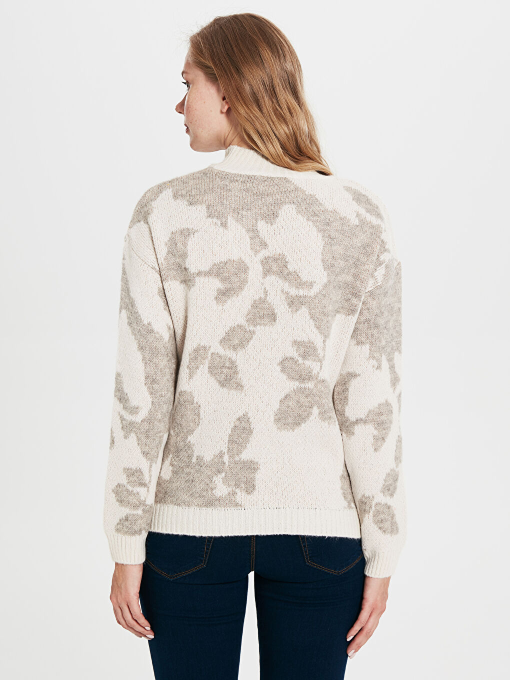 Bej Yarım Balıkçı Yaka Desenli Uzun Kollu Kadın Kazak-3