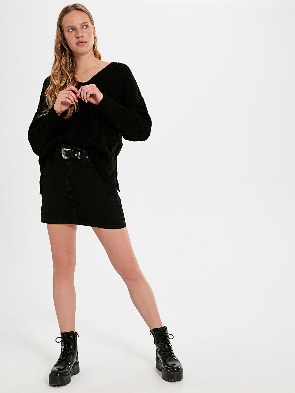 Siyah Standart Fit Cep Detaylı Kadın Jean Etek-1