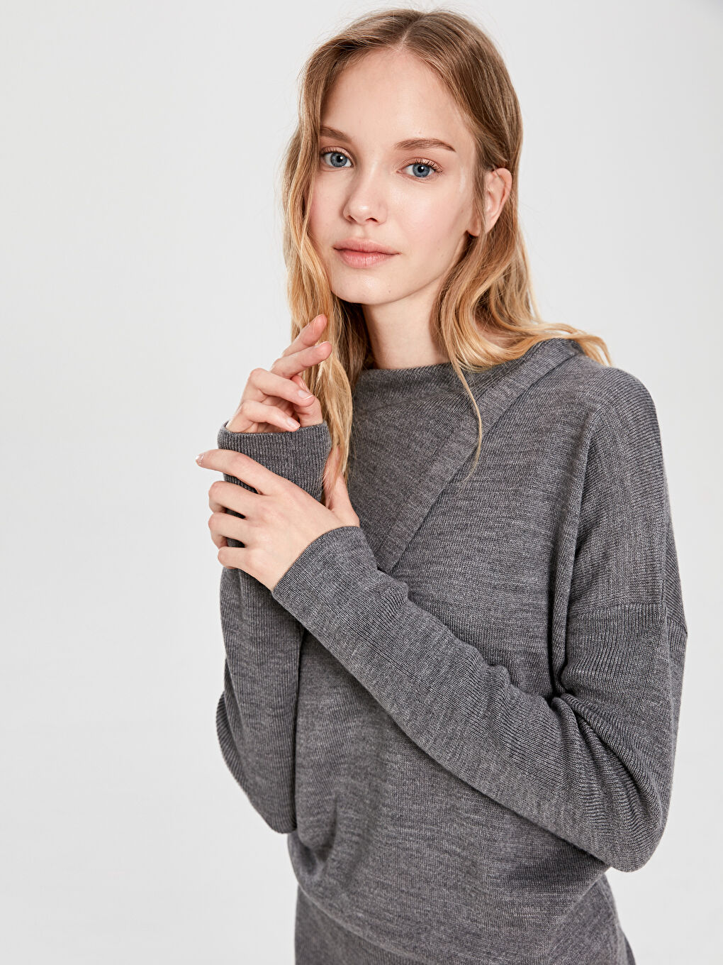 Funnel Neck Long Sleeve Women's Dress-4