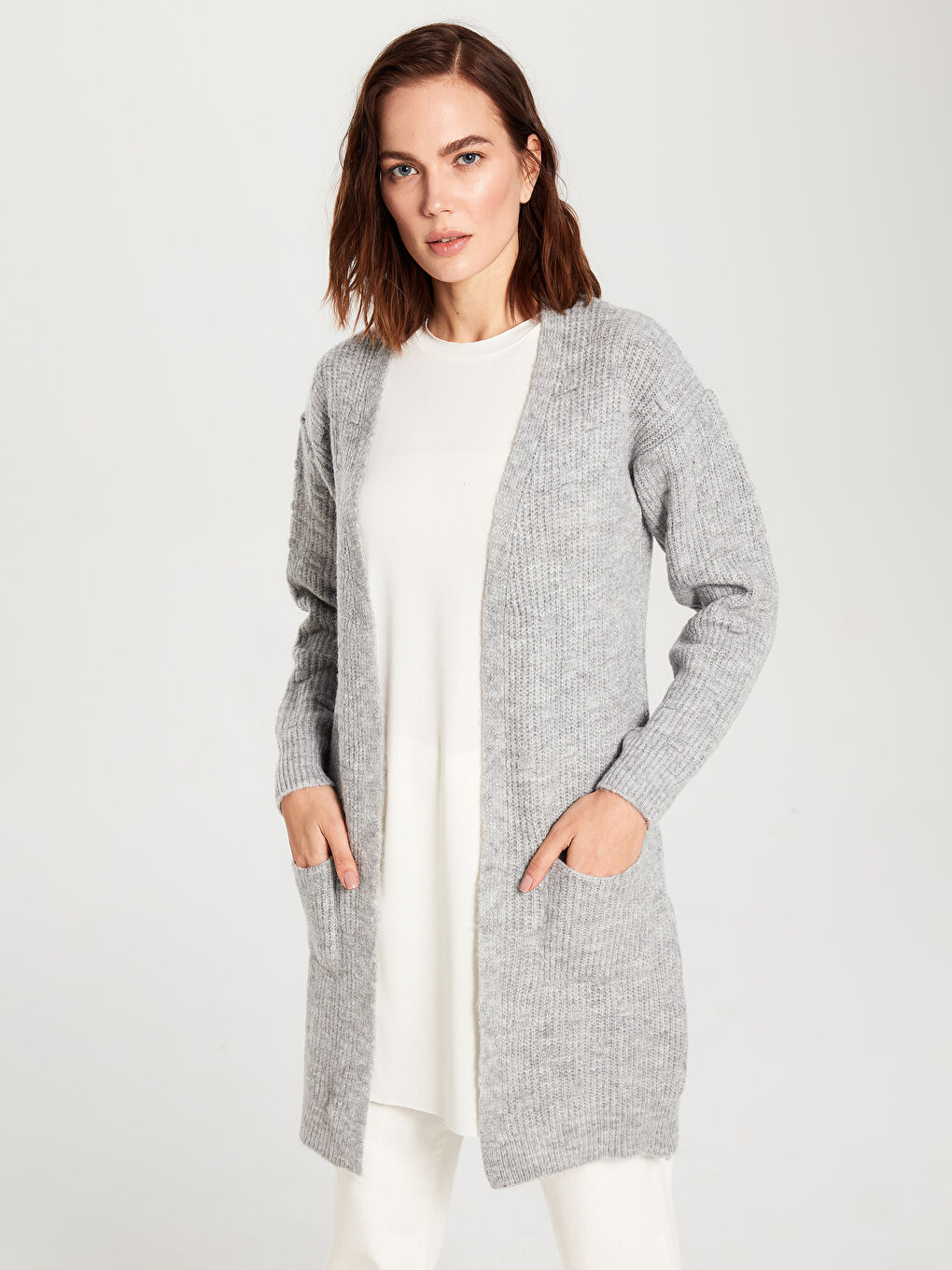 Gri Cep Detaylı Uzun Kollu İnce Kadın Triko Hırka