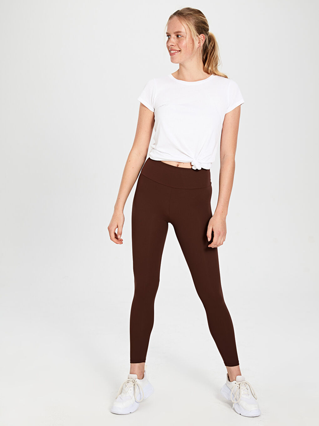 Kahverengi Spor Tayt