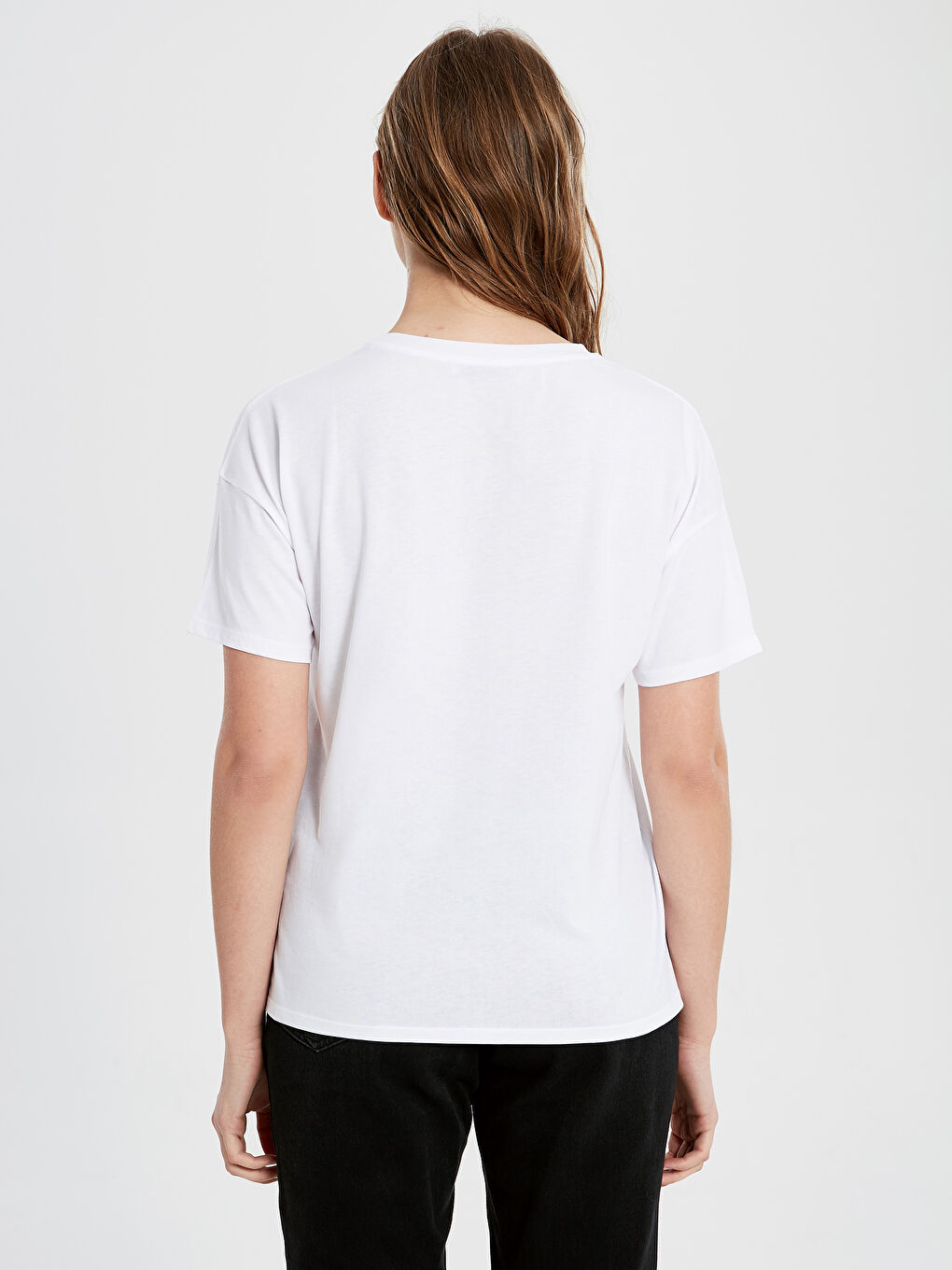 Woman WHITE T-Shirt-2