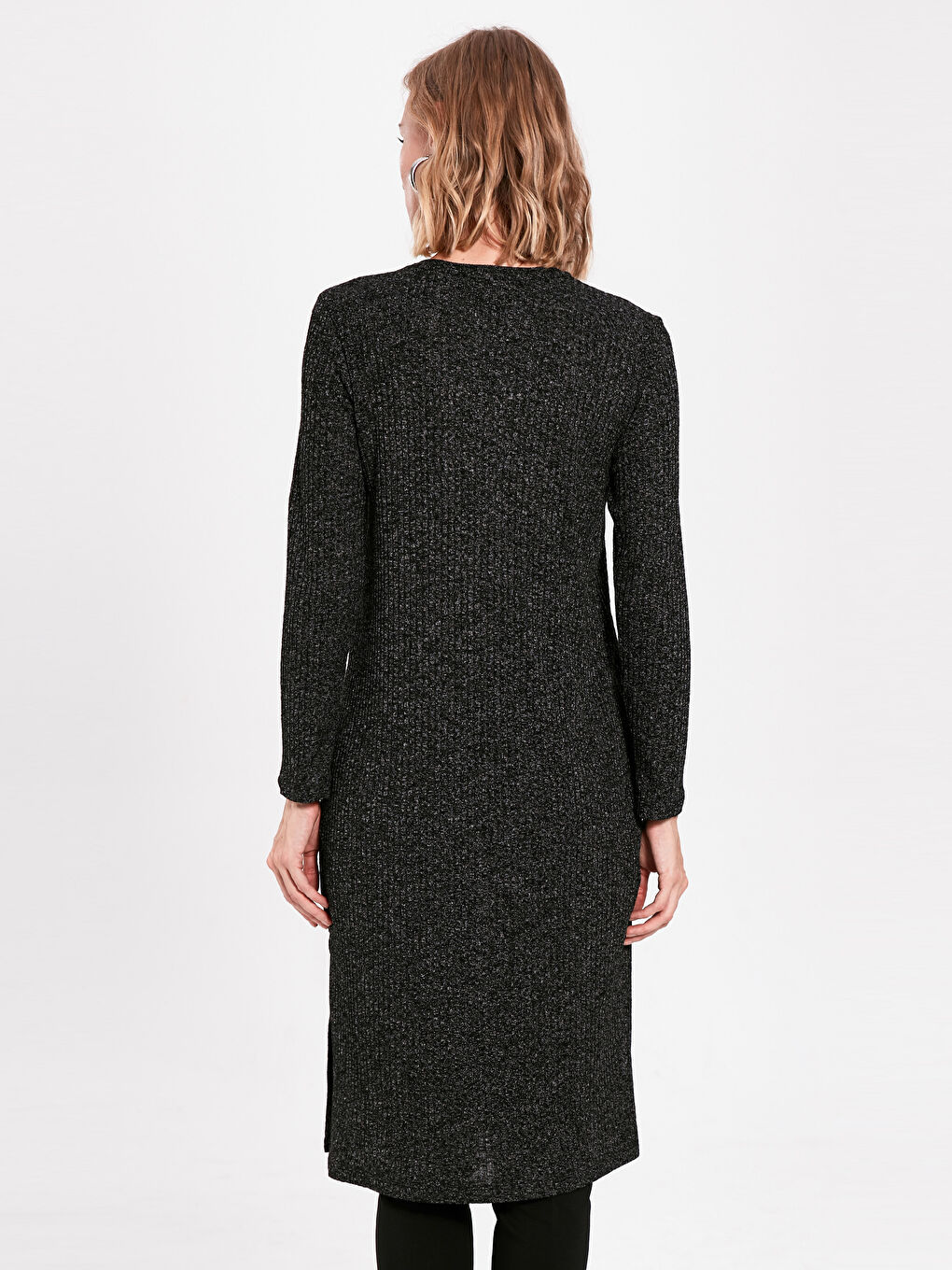 Siyah U Yaka Desenli Uzun Kollu Kadın Tunik-2