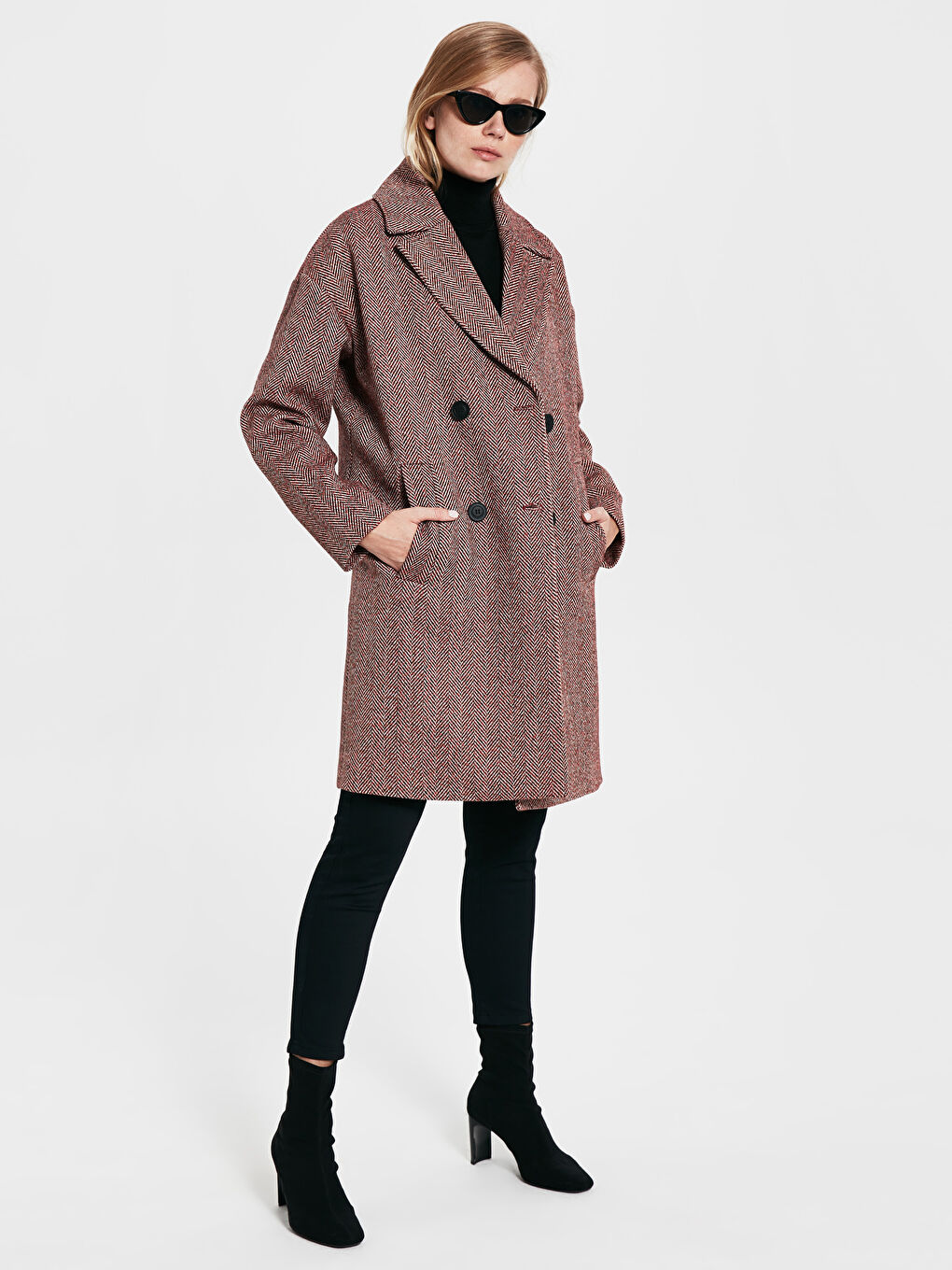 Kırmızı Uzun Kollu Kadın Kaşe Kaban