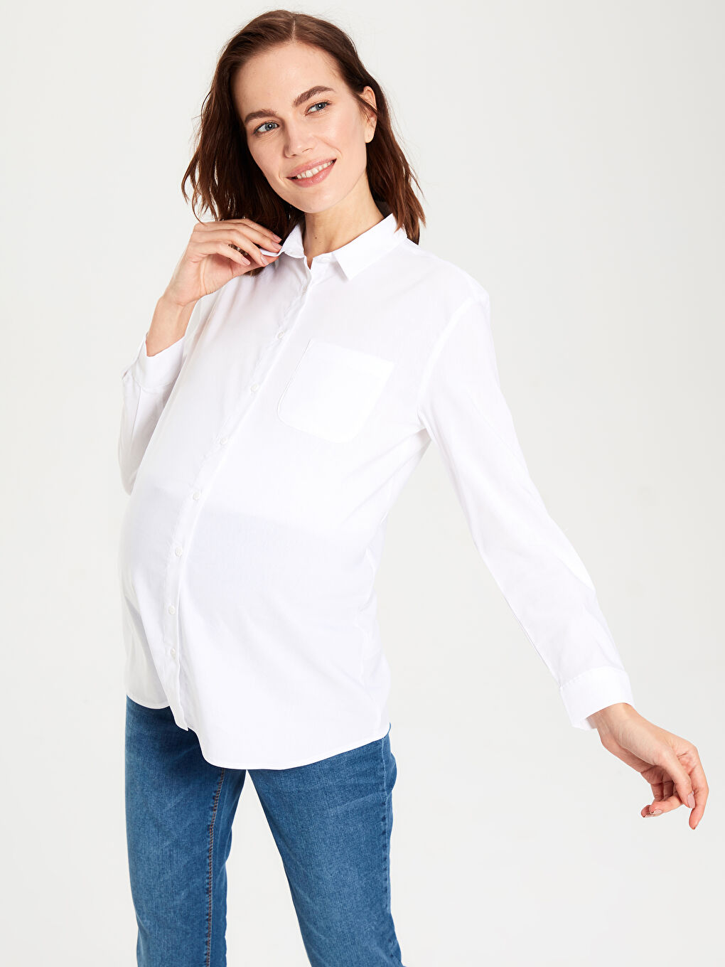 Beyaz Önden Düğme Kapamalı Düz Hamile Gömlek