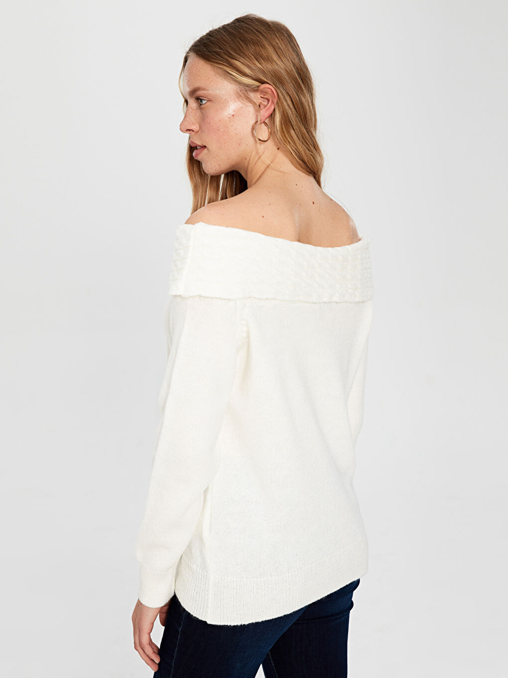 Ekru Kayık Yaka Uzun Kollu Kadın Kazak-3