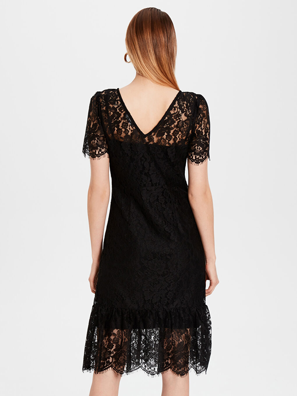 Siyah V Yaka Standart Fit Kısa Kollu Dantel Kadın Elbise-1